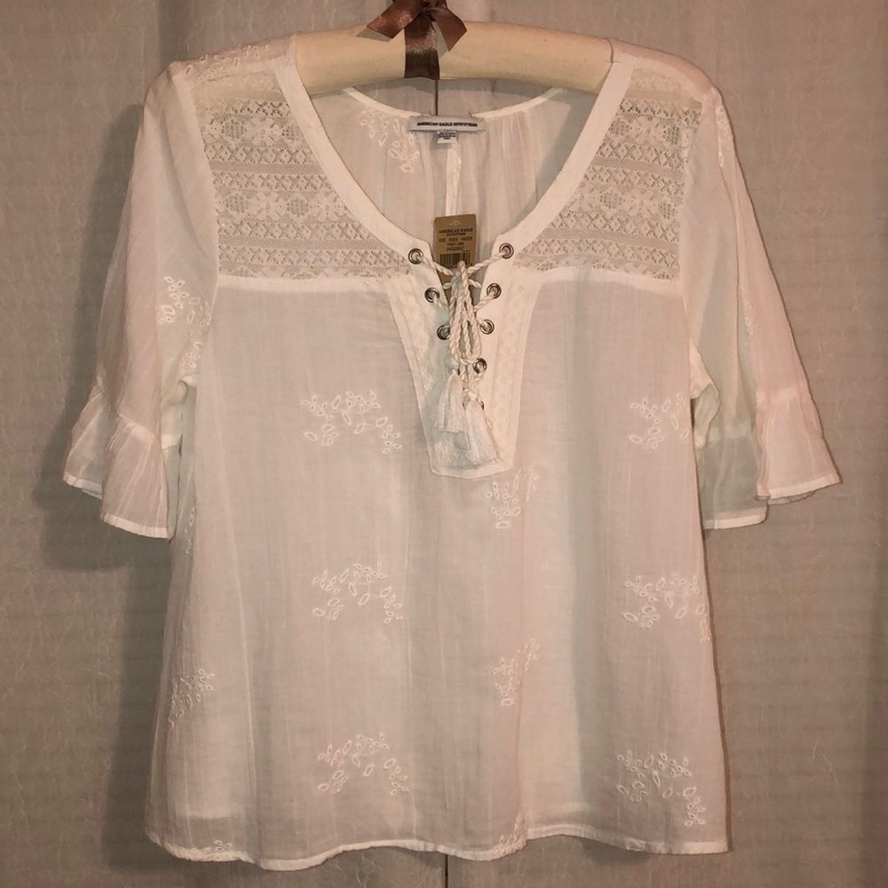 AE M NWOT Ivory Embroidered Bell Quarter Sleeve Flowy Lace up Cotton Blouse